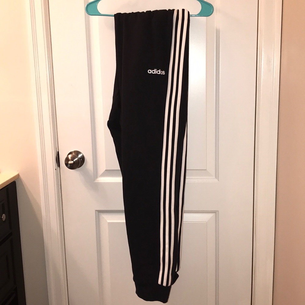 NWT ADIDAS SWEATPANTS JOGGERS SOFT INSIDE BLACK